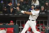 「「あのスイングは汚い」村上ジャッジを抜き両リーグ単独トップの12号マーク、他球団ファンをくぎ付けにした圧巻パフォ「彼はそれを簡単なように見せつける」「MLB最高のパワーヒッター」」の画像1