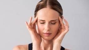 辛い頭痛をスッキリ解決するためにおすすめの方法