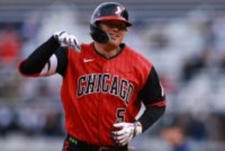 「彼をチームに残せないかな？」村上圧巻のトップタイ15号でトレード戦線をめぐってファンも意見噴出「唯一の疑問は、トレード期限にジェリーが彼をどのチームにトレードするかどうかだ」