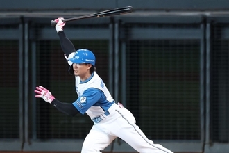 「走り出しからかっこよすぎる」日本ハム34歳外野手が決勝タイムリー　示した“価値”　圧巻の.391「この出塁率が残せるのバケモンどころの話ではない」