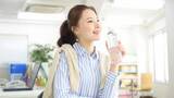 「季節の変わり目こそ意識したい！「隠れ脱水」を予防しよう」の画像1