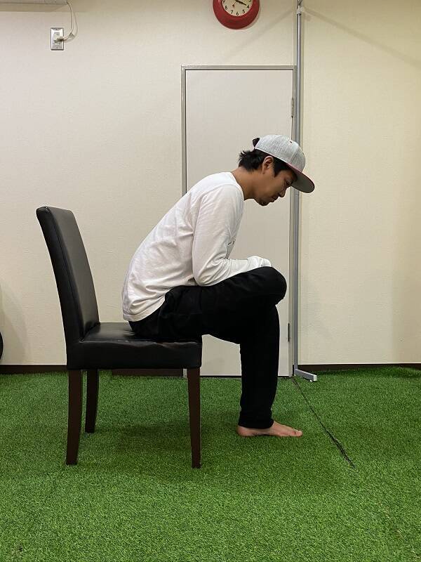 「自宅でできる椅子を使ったトレーニング」～股関節～