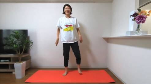 冷え・むくみ改善で美脚へ！毎日６分ストレッチ