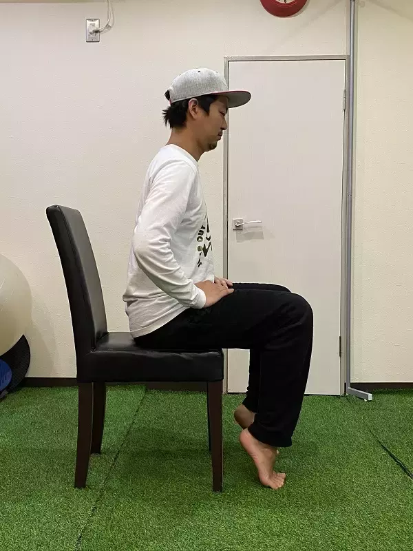 「自宅でできる椅子を使ったトレーニング」～脚のむくみ～