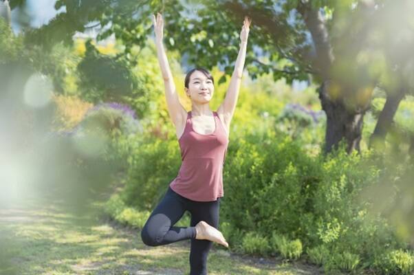 若見えシルエットを目指したい方にオススメ！「体幹トレーニング」３選