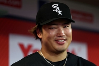 村上宗隆が“新人王レース”首位発進　岡本和真も上位入り　MLB公式が第1回模擬投票を発表