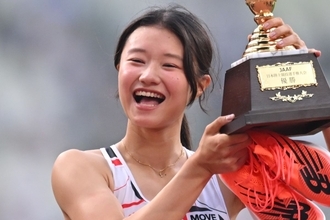 「かわいすぎだぞ」27歳女子ハードラーが“振り向きショット”公開「いつも、お綺麗で、素敵です」「モデルさん」