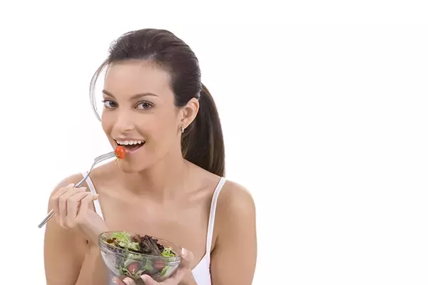 「筋トレ後の食事メニューやタイミング、摂りたい栄養素、食事内容をご紹介」の画像
