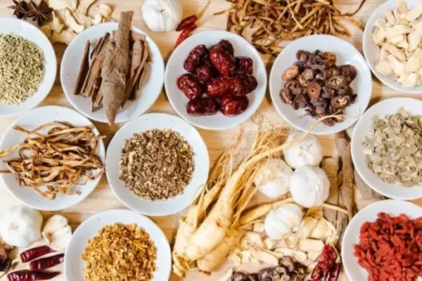 「ぽっこりお腹を撃退!?年齢とともに難しくなる「お腹周り」のサイズをキープする方法」の画像