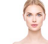 美人度を左右する重要要素 鼻下の長さ 長くなる原因と治療法を徹底解説 21年4月11日 エキサイトニュース