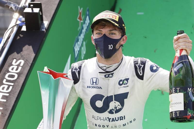 ｆ１参戦４年目で初優勝を果たしたピエール ガスリー 日本人ファンが肩入れしたくなる理由とは 年9月8日 エキサイトニュース