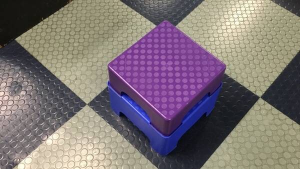 お手軽なのに効果的 自宅で気軽にエクササイズ 踏み台昇降運動 21年8月11日 エキサイトニュース