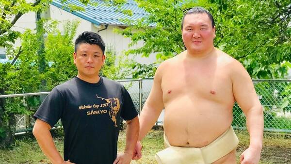 強い人が勝つんじゃない 勝った人が強いんだ 元横綱白鵬を支えたトレーナーの印象に残る言葉とは 元横綱白鵬の専属トレーナー 大庭大業氏インタビュー 22年3月日 エキサイトニュース