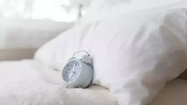 朝から気分爽快！質の良い睡眠を助ける食べ物と５つの心得