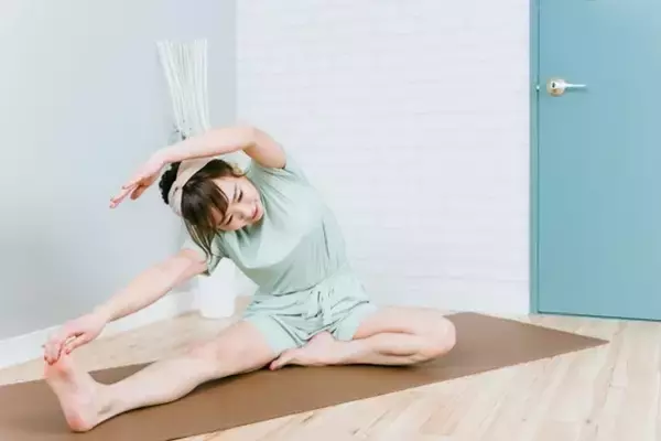 「軽視すると怖い「腰痛・坐骨神経痛」痛みの緩和方法と予防について医師が解説」の画像