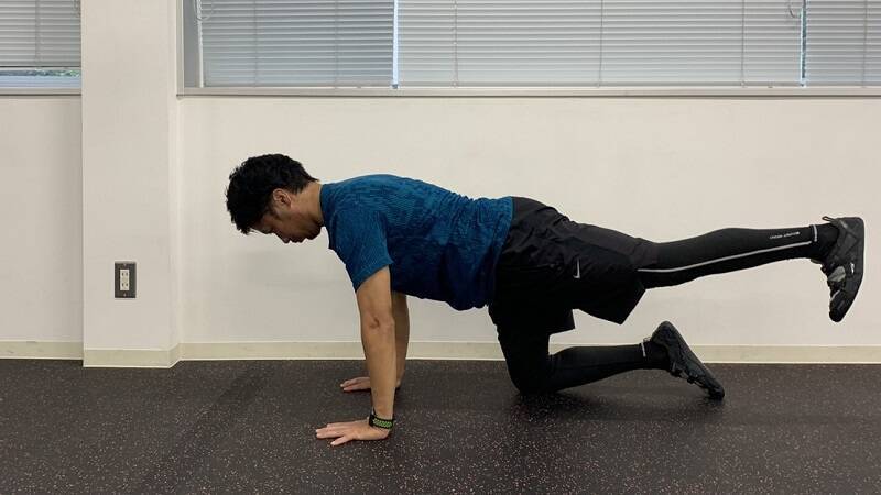 スポーツトレーナー直伝！「腰痛改善エクササイズ」