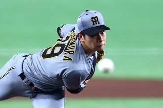 「ヤバい、もうこんなん泣く」右肘手術から復活！プロ初勝利の阪神24歳右腕、涙のヒロインに感動「両親への想いに胸が熱くなりました…」「もらい泣きした」