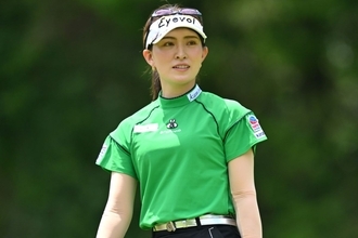 「流石ゴルフ界の北川景子」28歳女子ゴルファー、“雰囲気ガラリ”の姿に反響「めちゃ美人さん」「ドレスアップした姿も素敵です」