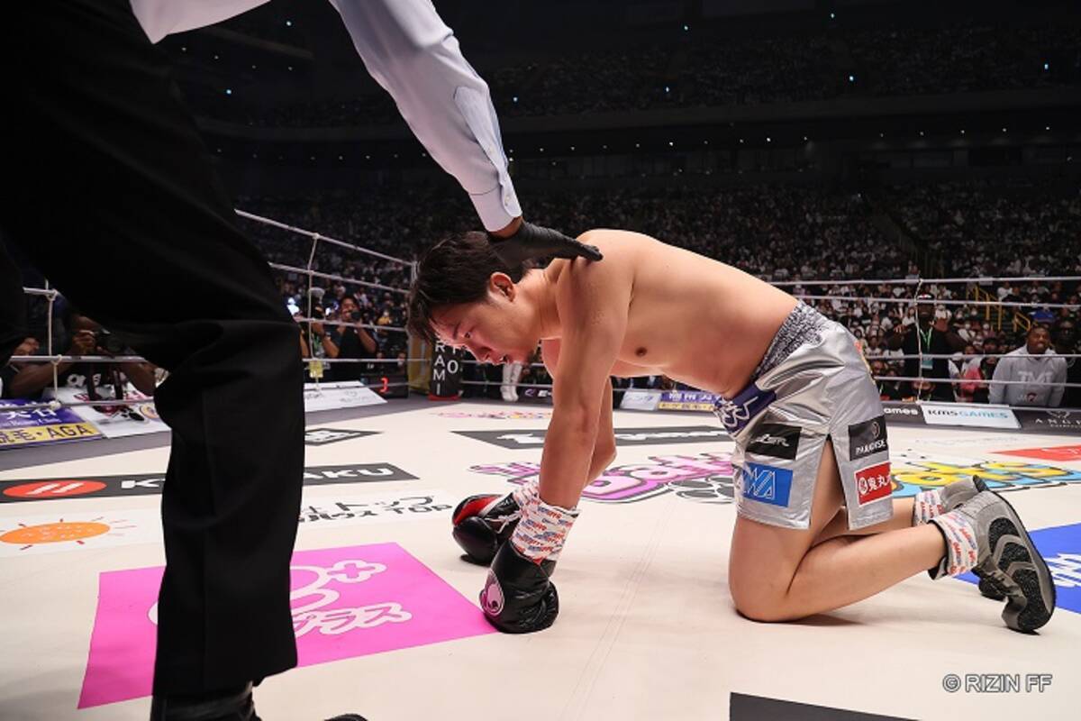 なんであれで倒れたのか謎 朝倉未来 メイウェザー戦のko負けシーンは記憶おぼろ すべてのレベルが異次元 と脱帽も 22年9月25日 エキサイトニュース