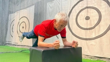 家で出来る！ゴルフスイングの安定性を高める体幹トレーニング！