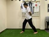 「超簡単！お悩み解決・部位別トレーニング　O脚編①」の画像3