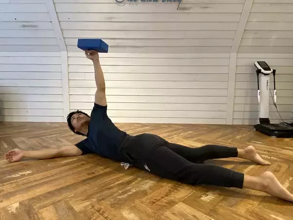 「肩こり解消！アスレティックトレーナーによる「肩のストレッチ＆トレーニング」⑤」の画像