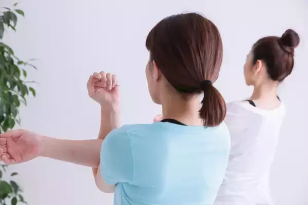 スマホ疲れにも効く！理学療法士直伝！体幹＆骨盤ケア〜肩甲骨トレーニング編〜