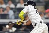 「MLBでバントが流行？　日本でも「非効率的な作戦」と見られた技術が広まる背景「1点を粘り強く奪う方に価値を見出している」」の画像1