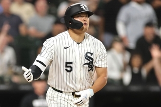 村上宗隆の豪快19号を被弾の相手先発は「あまりの衝撃に…」　思わず出たリアクション「信じられない様子だ」と米反響