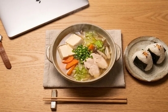 ダイエット中の夜食はどう選ぶ？残業する日の対策と栄養士おすすめ簡単レシピ