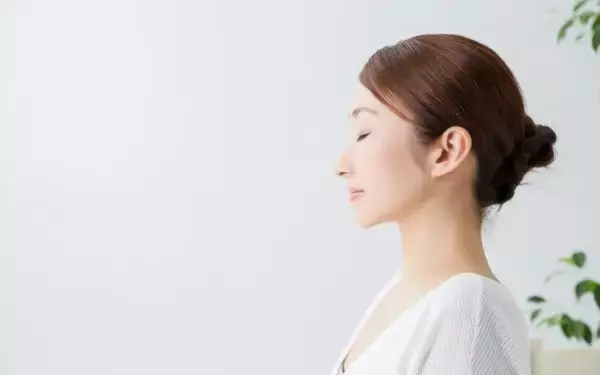 口の周りの筋肉を鍛える「あいうべ体操」とは