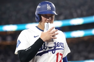 大谷翔平、強烈中前打を放つも“崖っぷち”　あと「1敗」でドジャース終戦　ブルワーズに3連敗…WS3連覇へ巻き返せるのか