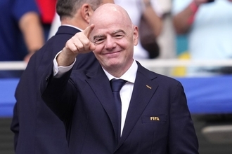 W杯はどこへ向かうのか　64か国制も現実味？　出場国増加にFIFA会長が前向き発言「小さな国々の努力する動機が失われる」【W杯】