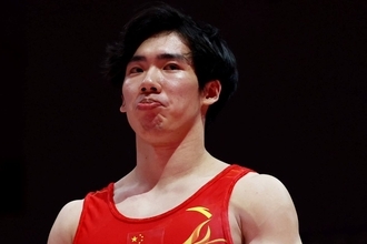 「12時間空腹だった」相次ぐ日本の“選手村批判”　入国後に待ちぼうけの中国男子体操選手が苦情「我慢できなくなって、別のホテルを取った」