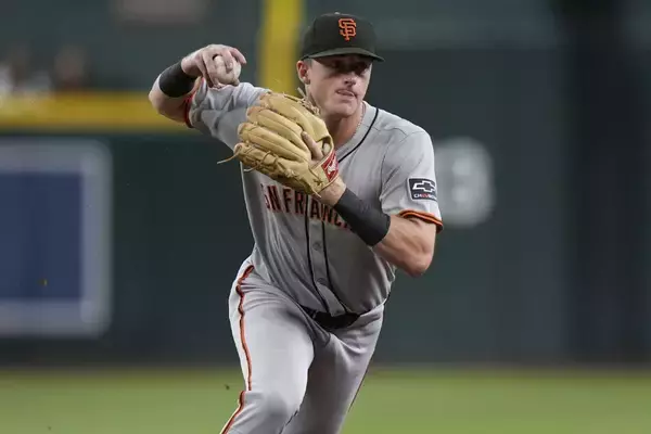 ドジャース28歳ユーティリティを電撃獲得で注目のチーム内野布陣への影響「賢い選択だ」「ヘソン君はどうなるのかな？」