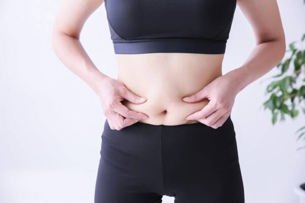 おなかの肉が気になる人必見！ぜい肉を落とすための腹筋メニュー3種