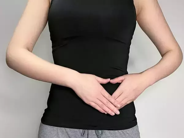 「「ぽっこりおなか」解消法を学ぼう　最近話題の「むくみ腸」に関してもレクチャー」の画像