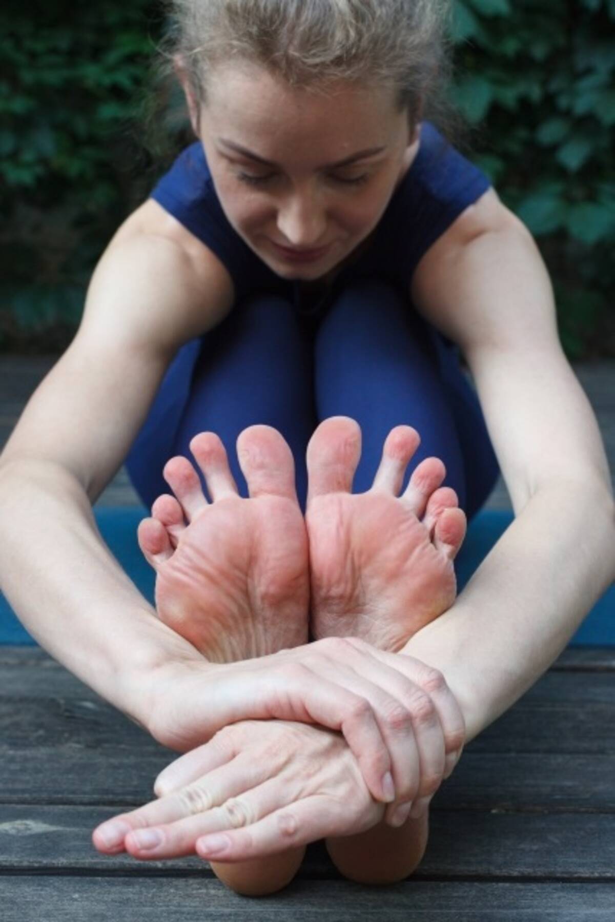 夜中に足がつることはありませんか こむら返りの原因と対処法 22年1月15日 エキサイトニュース