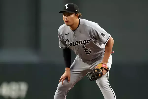 「ロッカーで1人ぼーっとしているムネを見ることはない」首位ガーディアンズに1.5差、村上宗隆の取り組みを同僚が証言「彼は誰よりも早く球場に来て…」