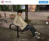 「『悪女（わる）』高橋文哉のオフショット、クール派？　おちゃめ派？　「どっちも好き」「選べません」の声」の画像1