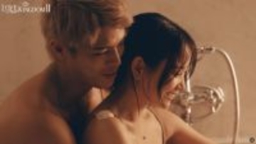 元AKB48美女がバスタブで何度も濃厚キス　イケメン格闘家との恋が成就！