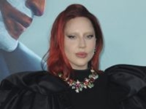 レディー・ガガ、東京ドームコンサートでICE（米移民局）への思いを語る