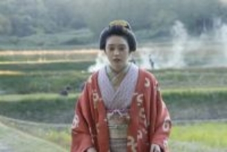 明日の『ばけばけ』“トキ”高石あかり、ネタ探しの道中で思いがけない出会い