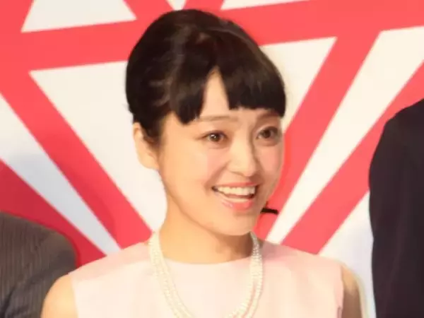 10歳年下夫と離婚から2年、金田朋子が雰囲気激変！「朋ちゃんどんどん…」「びっくり」