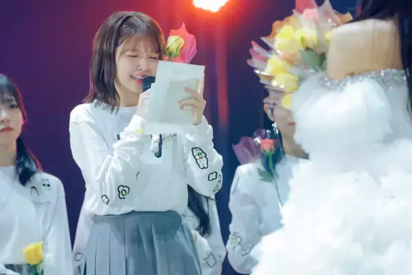 日向坂46・山下葉留花、“推しメン”河田陽菜の卒業に号泣「悲しくなって、寂しくなって…」