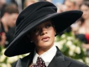 リアーナ在宅中に自宅が銃撃される　35歳女性が殺人未遂容疑で逮捕