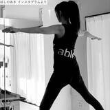 「ほしのあき48歳、トレーニングウェア姿が「スタイル抜群」「努力すごい」　夫は13歳年下＆1児の母」の画像1