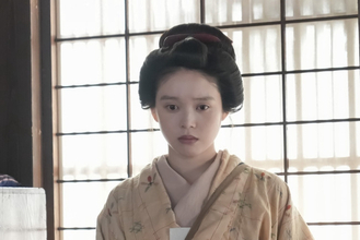 明日の『ばけばけ』“トキ”高石あかり、“ヘブン”トミー・バストウと“リヨ”北香那のランデブーに不安