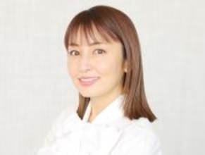 矢田亜希子、45歳誕生日を報告もその美ぼうに「25歳でも全然イケます」「マジで憧れ」の声