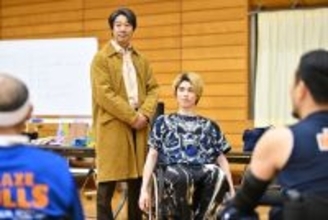 『ＧＩＦＴ』第3話 “伍鉄”堤真一、まさかのブルズ解散宣言!?　シャークの練習にも乱入